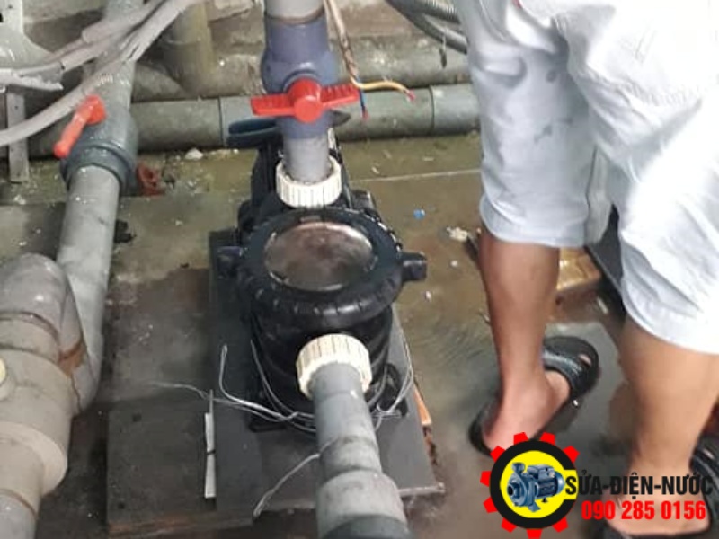 SỬA MÁY BƠM NƯỚC GIẾNG KHOAN TẠI GÒ VẤP – 24/24H