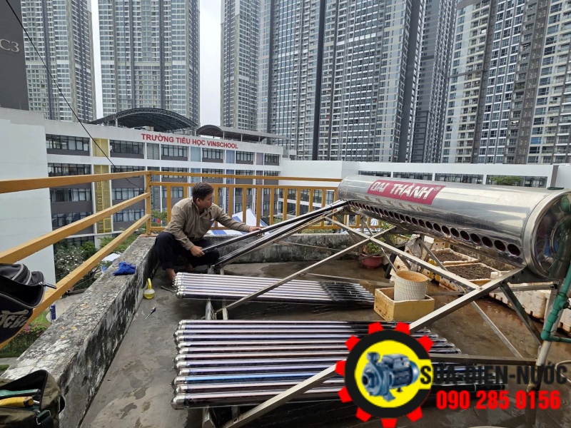 gọi thợ sửa máy nước nóng NLMT tại nhà 24H đến nhan